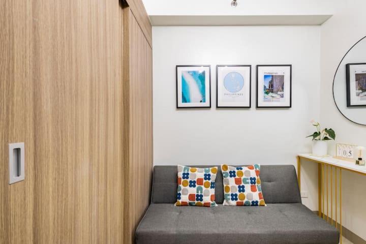 Shore 2 Residences 1Br Deluxe Room In Moa Complex Manila Exterior foto