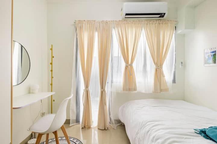 Shore 2 Residences 1Br Deluxe Room In Moa Complex Manila Exterior foto